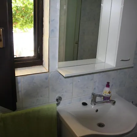 Apartman Maricevic * Vir